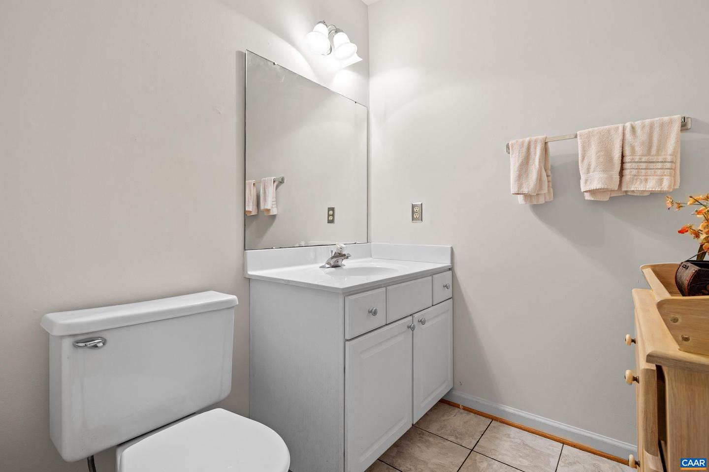 2040 WHISPERING WOODS DR, CHARLOTTESVILLE, Virginia 22911, 4 Bedrooms Bedrooms, ,2 BathroomsBathrooms,Residential,For sale,2040 WHISPERING WOODS DR,666671 MLS # 666671