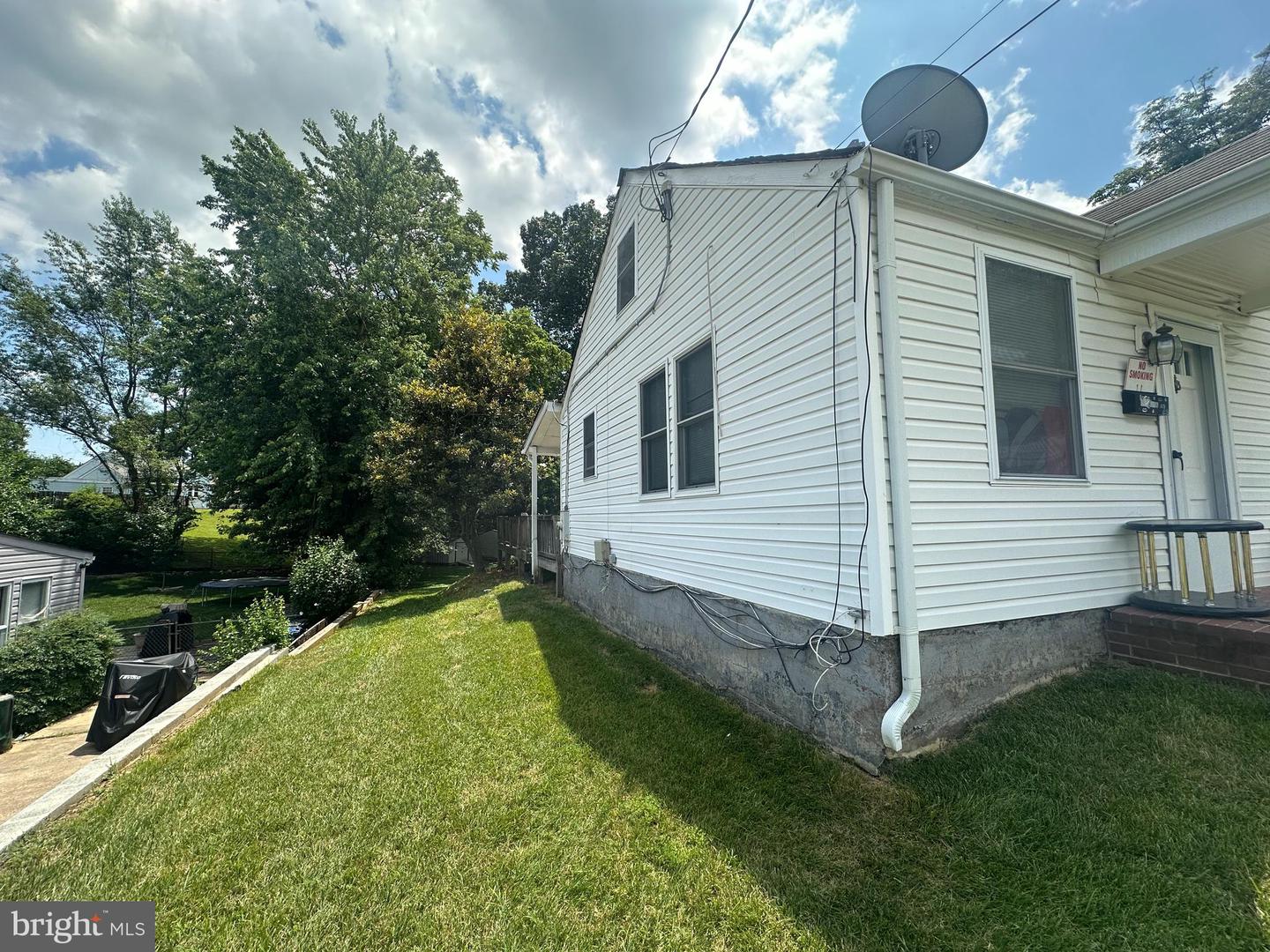 6909 KENFIG DR, FALLS CHURCH, Virginia 22042, 4 Bedrooms Bedrooms, ,2 BathroomsBathrooms,Residential,For sale,6909 KENFIG DR,VAFX2255474 MLS # VAFX2255474