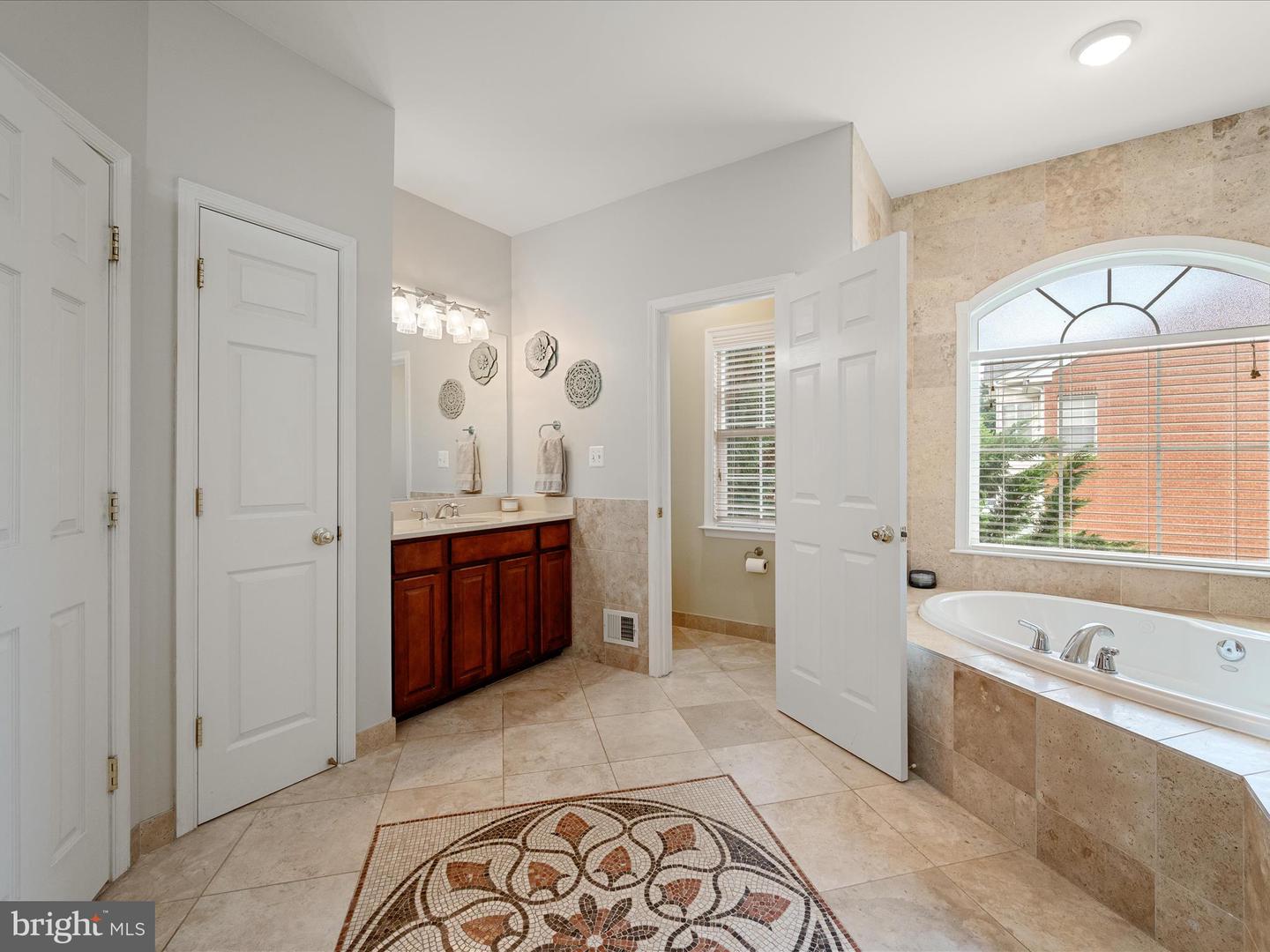 1509 STONE HOUSE CT, WINCHESTER, Virginia 22601, 4 Bedrooms Bedrooms, ,4 BathroomsBathrooms,Residential,For sale,1509 STONE HOUSE CT,VAWI2008692 MLS # VAWI2008692