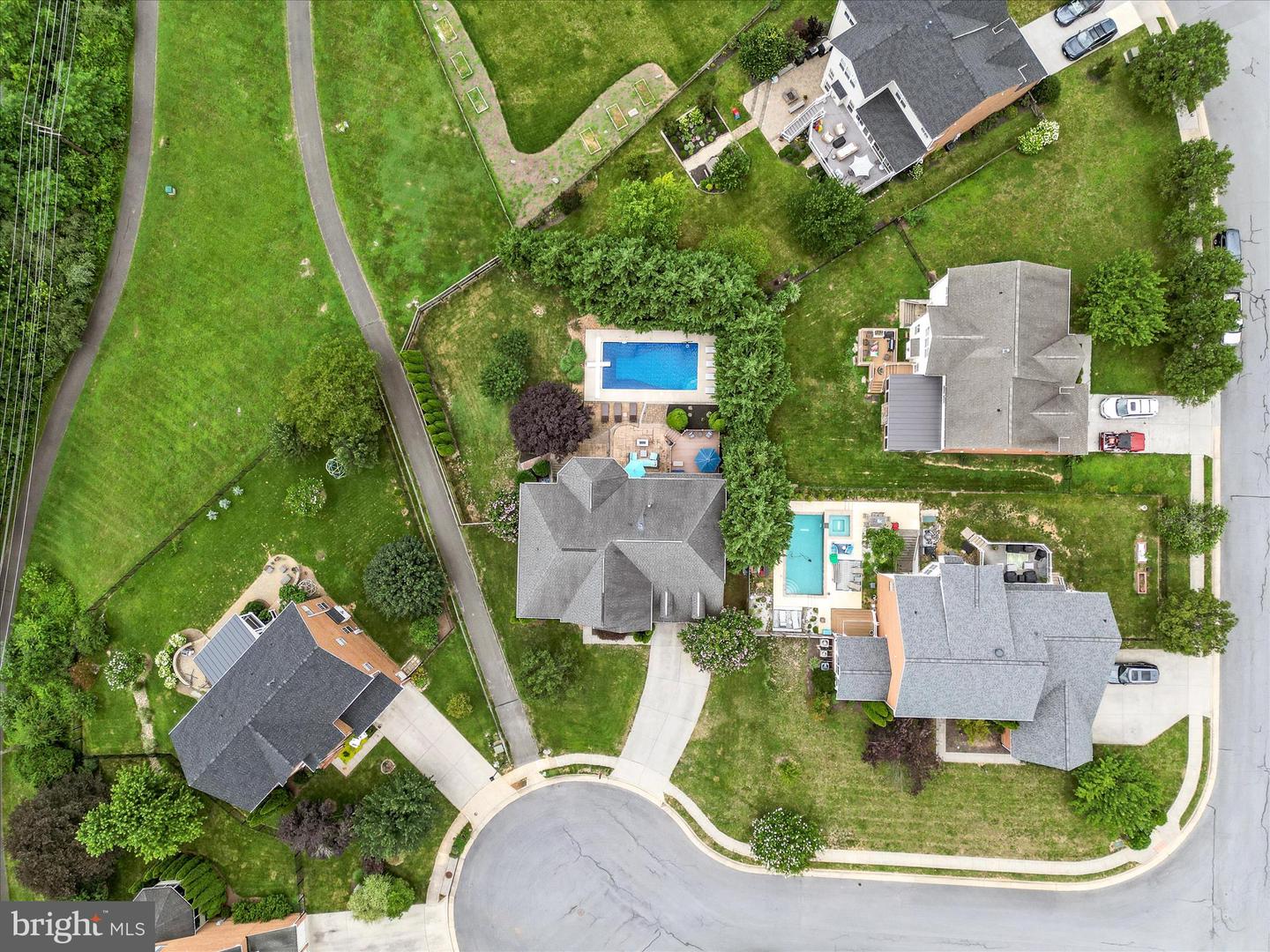 1509 STONE HOUSE CT, WINCHESTER, Virginia 22601, 4 Bedrooms Bedrooms, ,4 BathroomsBathrooms,Residential,For sale,1509 STONE HOUSE CT,VAWI2008692 MLS # VAWI2008692