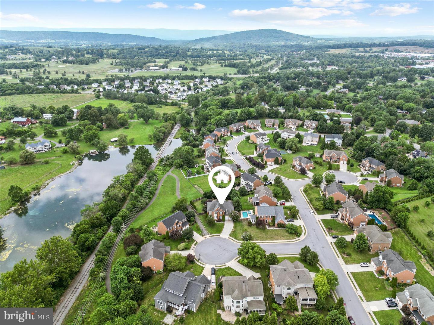 1509 STONE HOUSE CT, WINCHESTER, Virginia 22601, 4 Bedrooms Bedrooms, ,4 BathroomsBathrooms,Residential,For sale,1509 STONE HOUSE CT,VAWI2008692 MLS # VAWI2008692