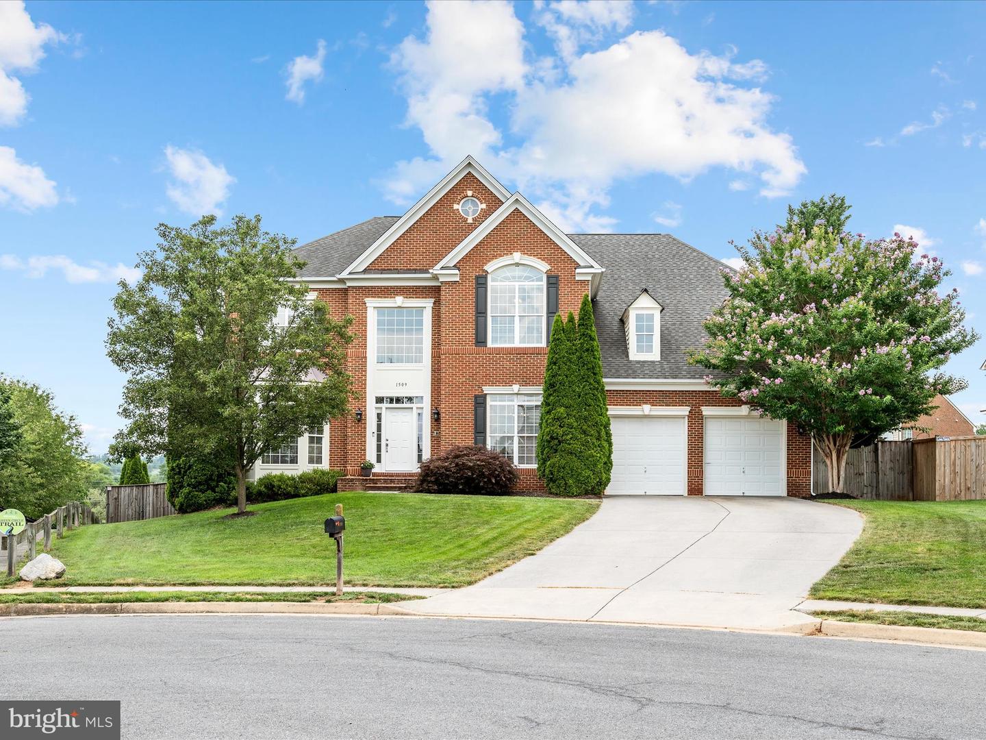1509 STONE HOUSE CT, WINCHESTER, Virginia 22601, 4 Bedrooms Bedrooms, ,4 BathroomsBathrooms,Residential,For sale,1509 STONE HOUSE CT,VAWI2008692 MLS # VAWI2008692