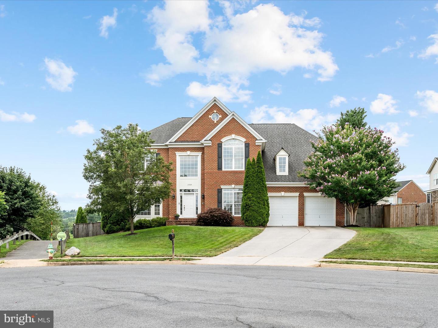 1509 STONE HOUSE CT, WINCHESTER, Virginia 22601, 4 Bedrooms Bedrooms, ,4 BathroomsBathrooms,Residential,For sale,1509 STONE HOUSE CT,VAWI2008692 MLS # VAWI2008692