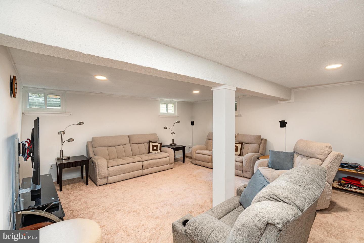 15425 BEACHVIEW DR, DUMFRIES, Virginia 22025, 4 Bedrooms Bedrooms, ,2 BathroomsBathrooms,Residential,For sale,15425 BEACHVIEW DR,VAPW2099252 MLS # VAPW2099252