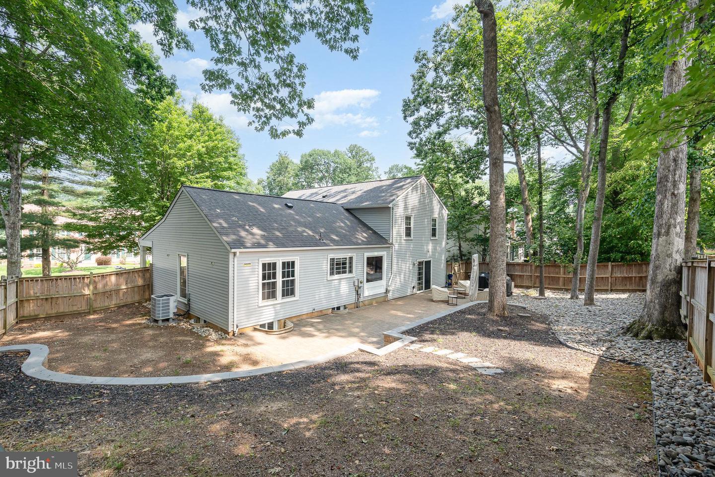 15425 BEACHVIEW DR, DUMFRIES, Virginia 22025, 4 Bedrooms Bedrooms, ,2 BathroomsBathrooms,Residential,For sale,15425 BEACHVIEW DR,VAPW2099252 MLS # VAPW2099252