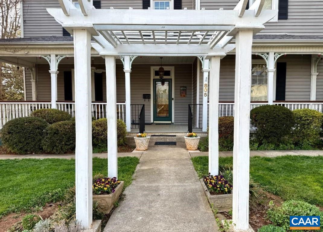 805 LONGWOOD AVE, BEDFORD, Virginia 24523, 4 Bedrooms Bedrooms, ,3 BathroomsBathrooms,Residential,For sale,805 LONGWOOD AVE,666764 MLS # 666764