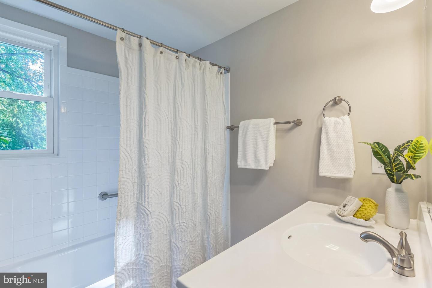 2403 LAFAYETTE BLVD, FREDERICKSBURG, Virginia 22401, 3 Bedrooms Bedrooms, ,2 BathroomsBathrooms,Residential,For sale,2403 LAFAYETTE BLVD,VAFB2008584 MLS # VAFB2008584