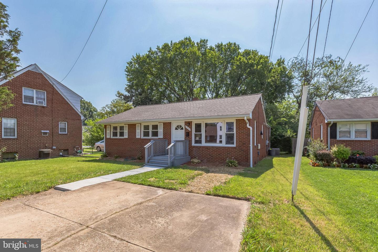 2403 LAFAYETTE BLVD, FREDERICKSBURG, Virginia 22401, 3 Bedrooms Bedrooms, ,2 BathroomsBathrooms,Residential,For sale,2403 LAFAYETTE BLVD,VAFB2008584 MLS # VAFB2008584