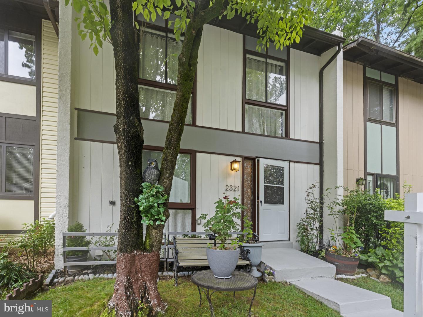 2321 EMERALD HEIGHTS CT, RESTON, Virginia 20191, 2 Bedrooms Bedrooms, ,2 BathroomsBathrooms,Residential,For sale,2321 EMERALD HEIGHTS CT,VAFX2255444 MLS # VAFX2255444