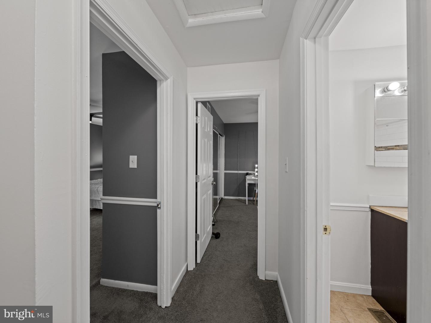 2321 EMERALD HEIGHTS CT, RESTON, Virginia 20191, 2 Bedrooms Bedrooms, ,2 BathroomsBathrooms,Residential,For sale,2321 EMERALD HEIGHTS CT,VAFX2255444 MLS # VAFX2255444