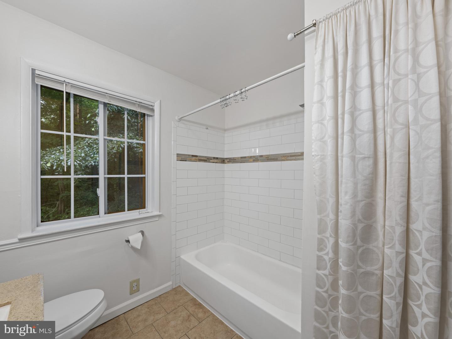 2321 EMERALD HEIGHTS CT, RESTON, Virginia 20191, 2 Bedrooms Bedrooms, ,2 BathroomsBathrooms,Residential,For sale,2321 EMERALD HEIGHTS CT,VAFX2255444 MLS # VAFX2255444