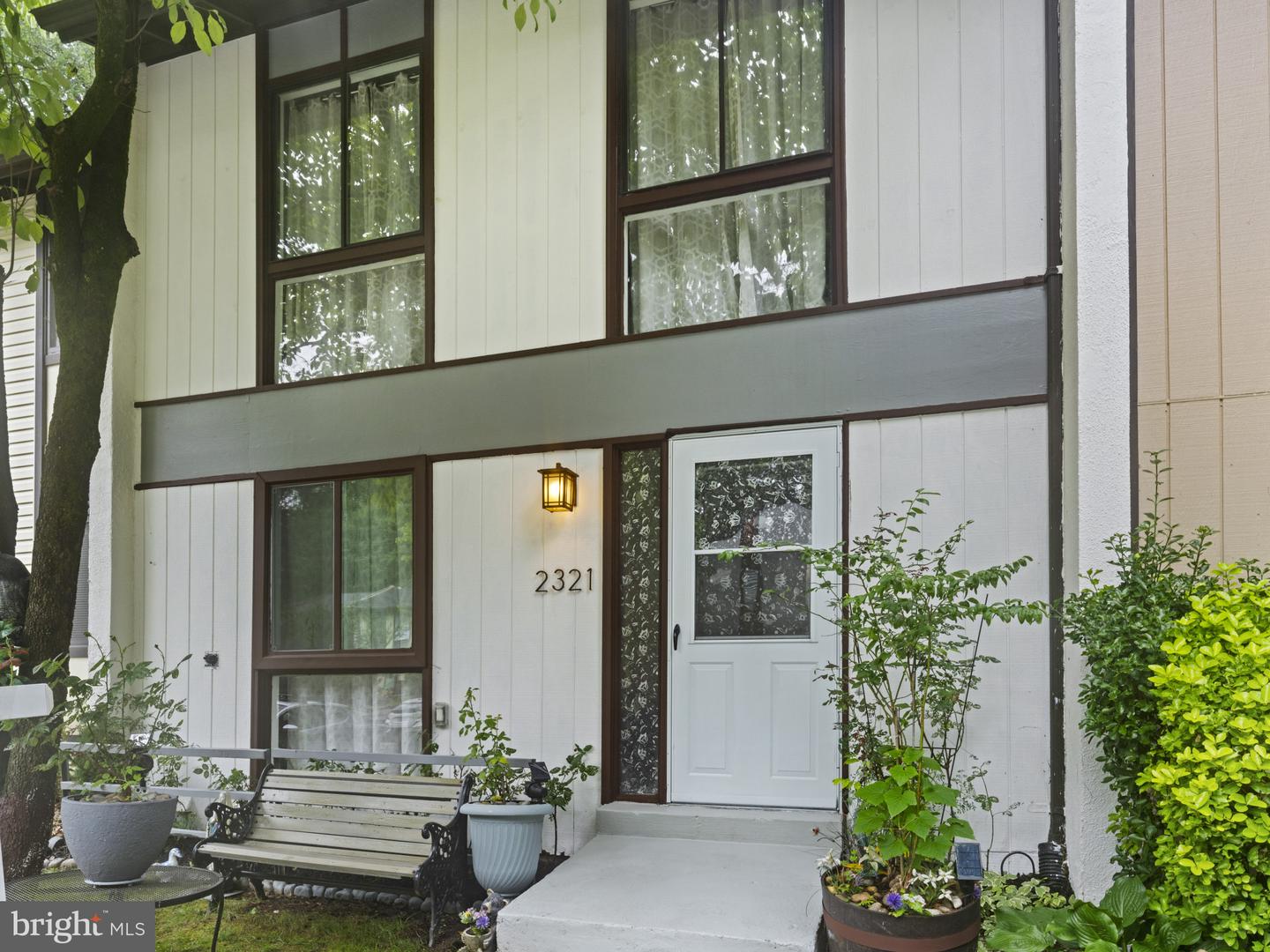 2321 EMERALD HEIGHTS CT, RESTON, Virginia 20191, 2 Bedrooms Bedrooms, ,2 BathroomsBathrooms,Residential,For sale,2321 EMERALD HEIGHTS CT,VAFX2255444 MLS # VAFX2255444