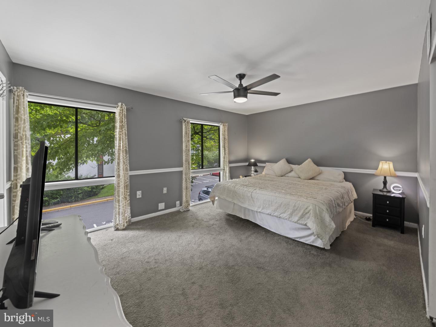2321 EMERALD HEIGHTS CT, RESTON, Virginia 20191, 2 Bedrooms Bedrooms, ,2 BathroomsBathrooms,Residential,For sale,2321 EMERALD HEIGHTS CT,VAFX2255444 MLS # VAFX2255444