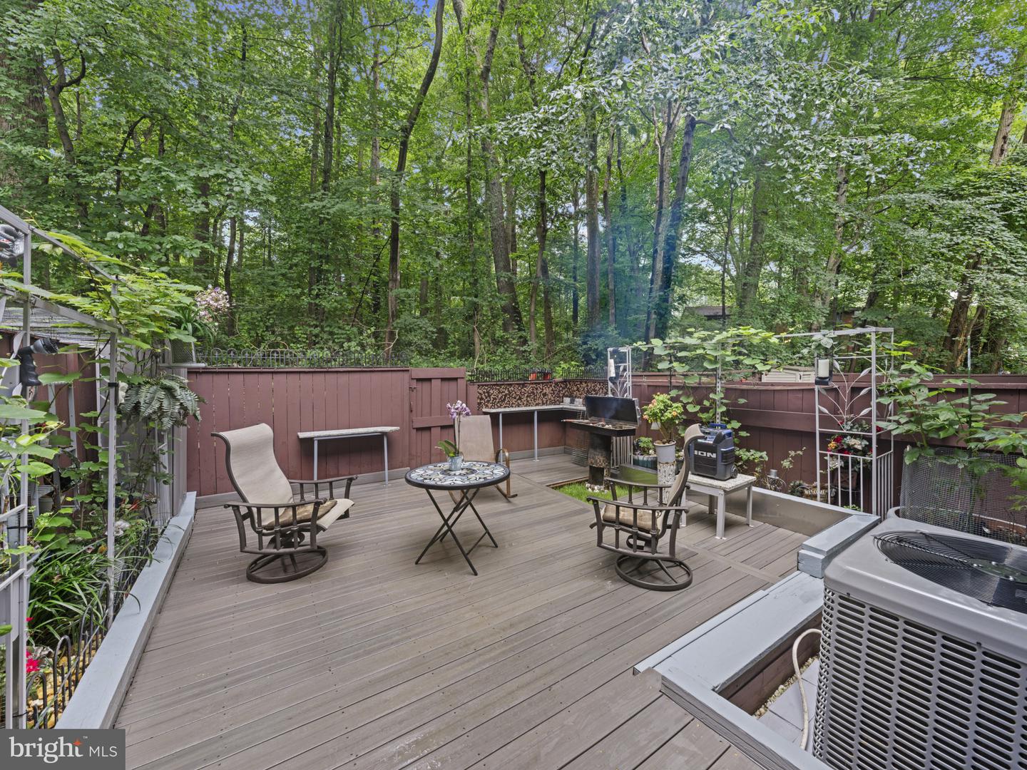 2321 EMERALD HEIGHTS CT, RESTON, Virginia 20191, 2 Bedrooms Bedrooms, ,2 BathroomsBathrooms,Residential,For sale,2321 EMERALD HEIGHTS CT,VAFX2255444 MLS # VAFX2255444