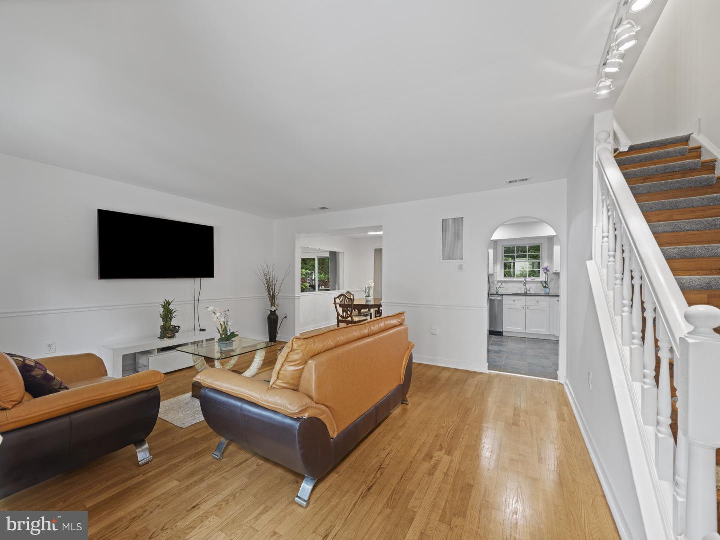 2321 EMERALD HEIGHTS CT, RESTON, Virginia 20191, 2 Bedrooms Bedrooms, ,2 BathroomsBathrooms,Residential,For sale,2321 EMERALD HEIGHTS CT,VAFX2255444 MLS # VAFX2255444