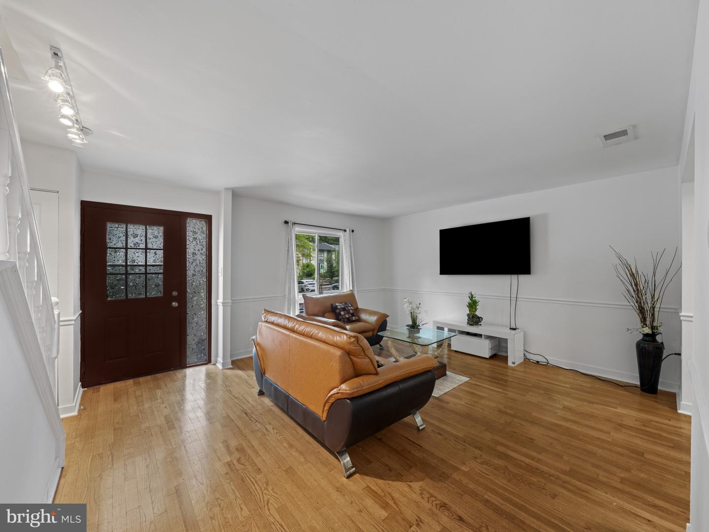 2321 EMERALD HEIGHTS CT, RESTON, Virginia 20191, 2 Bedrooms Bedrooms, ,2 BathroomsBathrooms,Residential,For sale,2321 EMERALD HEIGHTS CT,VAFX2255444 MLS # VAFX2255444