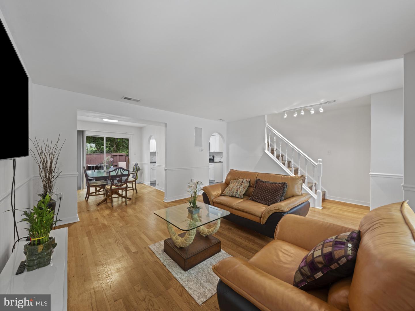 2321 EMERALD HEIGHTS CT, RESTON, Virginia 20191, 2 Bedrooms Bedrooms, ,2 BathroomsBathrooms,Residential,For sale,2321 EMERALD HEIGHTS CT,VAFX2255444 MLS # VAFX2255444