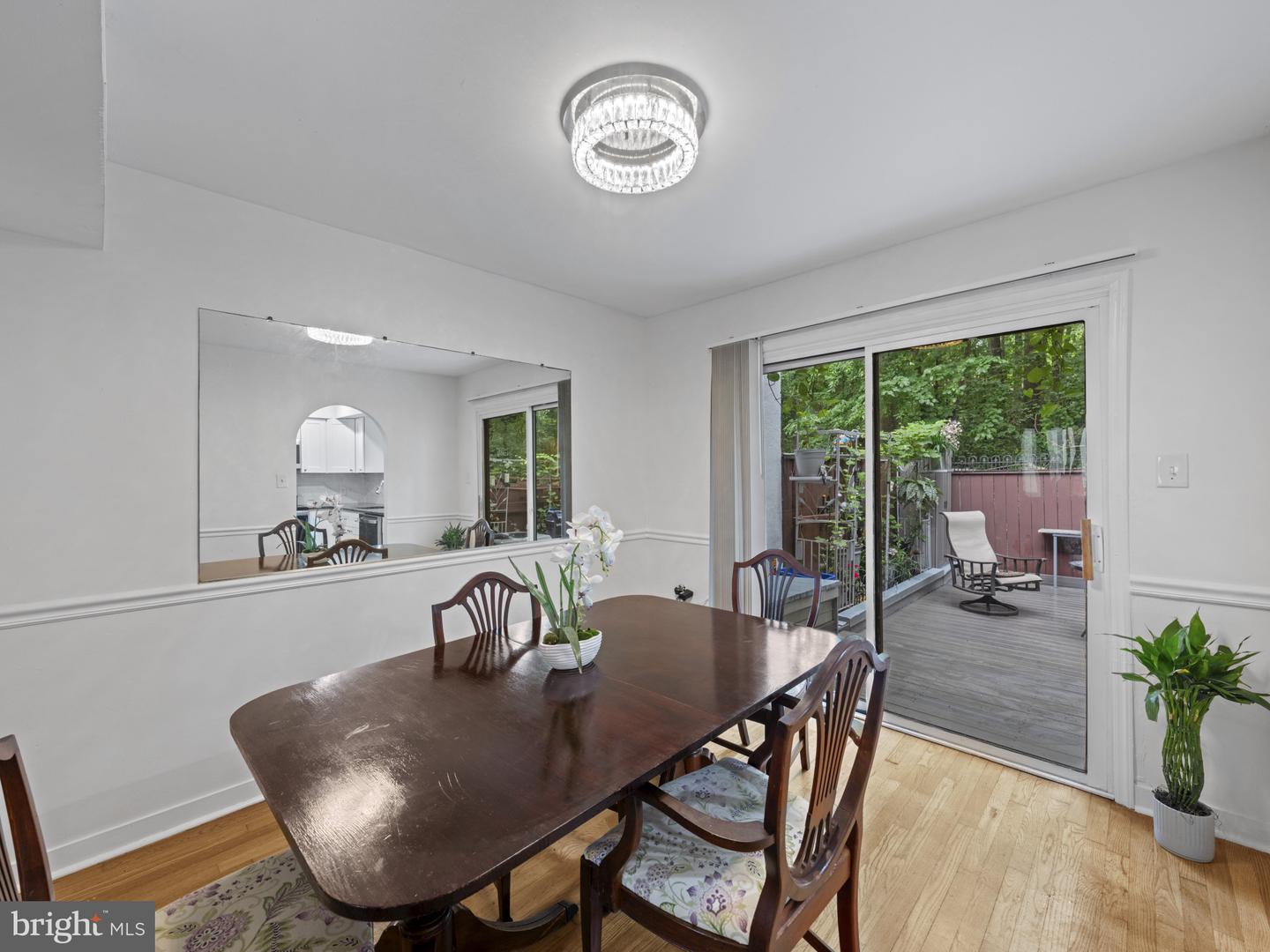 2321 EMERALD HEIGHTS CT, RESTON, Virginia 20191, 2 Bedrooms Bedrooms, ,2 BathroomsBathrooms,Residential,For sale,2321 EMERALD HEIGHTS CT,VAFX2255444 MLS # VAFX2255444