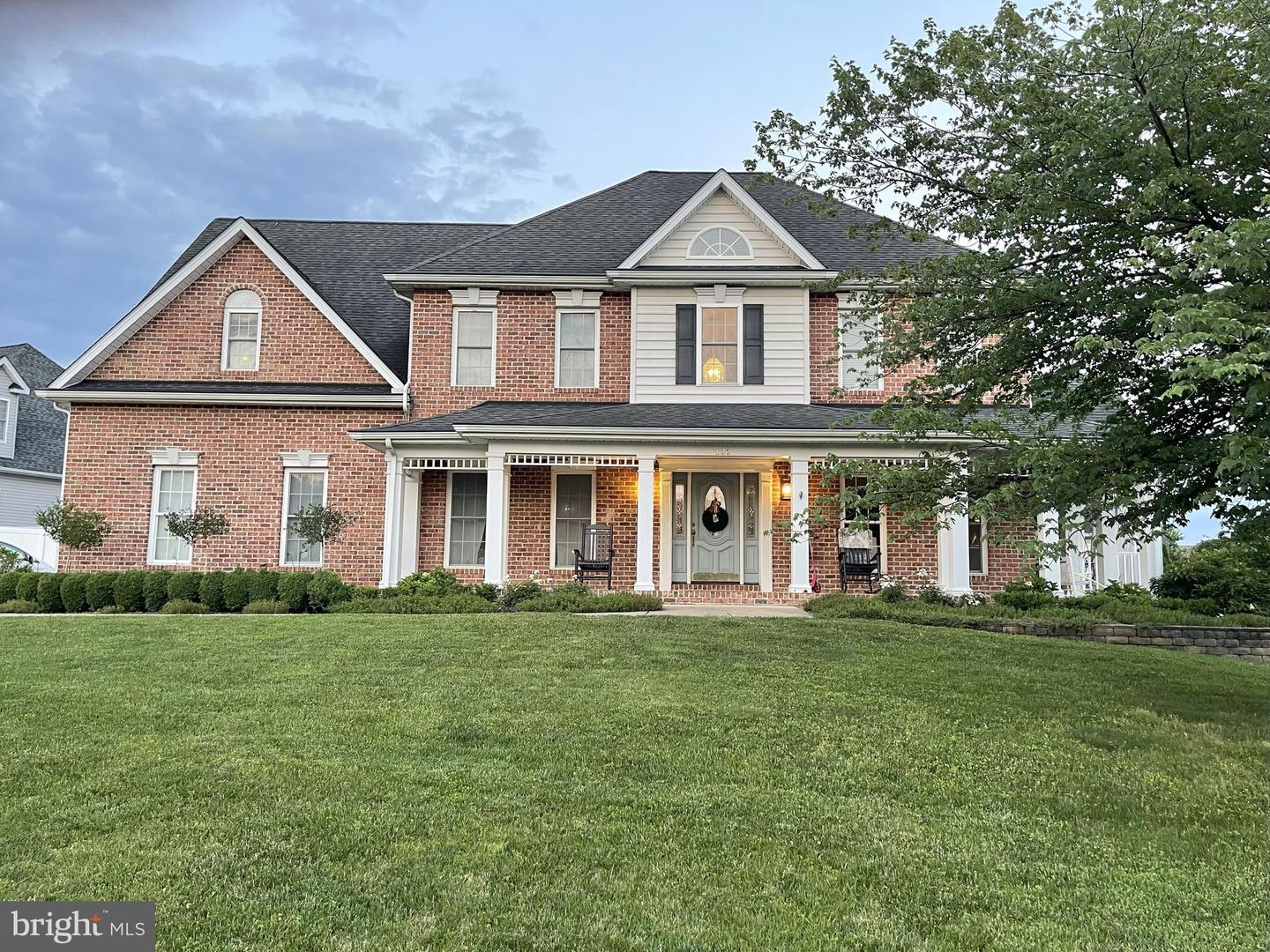 132 CAHILLE DR, WINCHESTER, Virginia 22602, 4 Bedrooms Bedrooms, 15 Rooms Rooms,3 BathroomsBathrooms,Residential,For sale,132 CAHILLE DR,VAFV2035466 MLS # VAFV2035466
