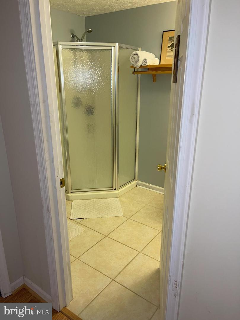 132 CAHILLE DR, WINCHESTER, Virginia 22602, 4 Bedrooms Bedrooms, 15 Rooms Rooms,3 BathroomsBathrooms,Residential,For sale,132 CAHILLE DR,VAFV2035466 MLS # VAFV2035466