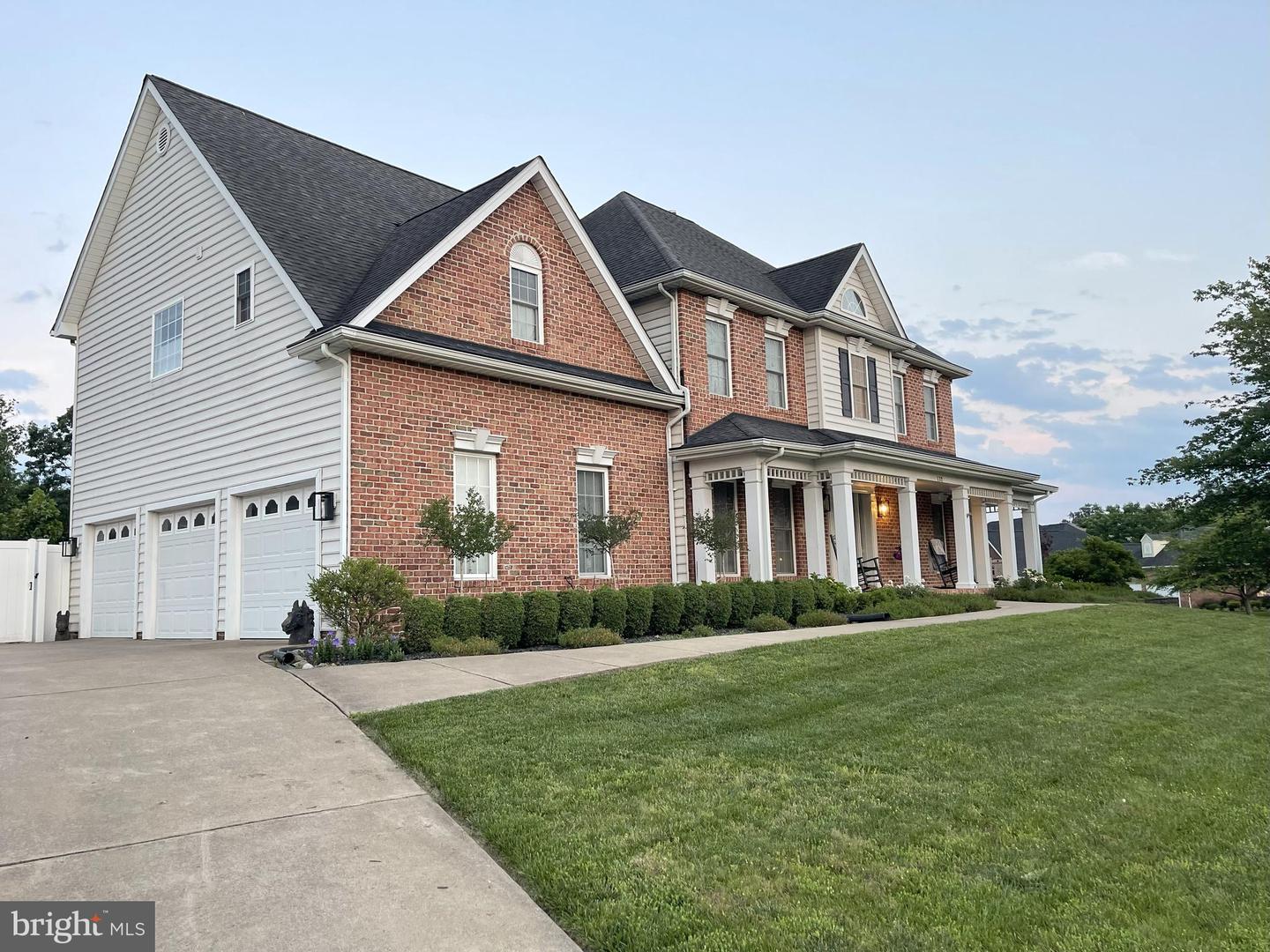 132 CAHILLE DR, WINCHESTER, Virginia 22602, 4 Bedrooms Bedrooms, 15 Rooms Rooms,3 BathroomsBathrooms,Residential,For sale,132 CAHILLE DR,VAFV2035466 MLS # VAFV2035466