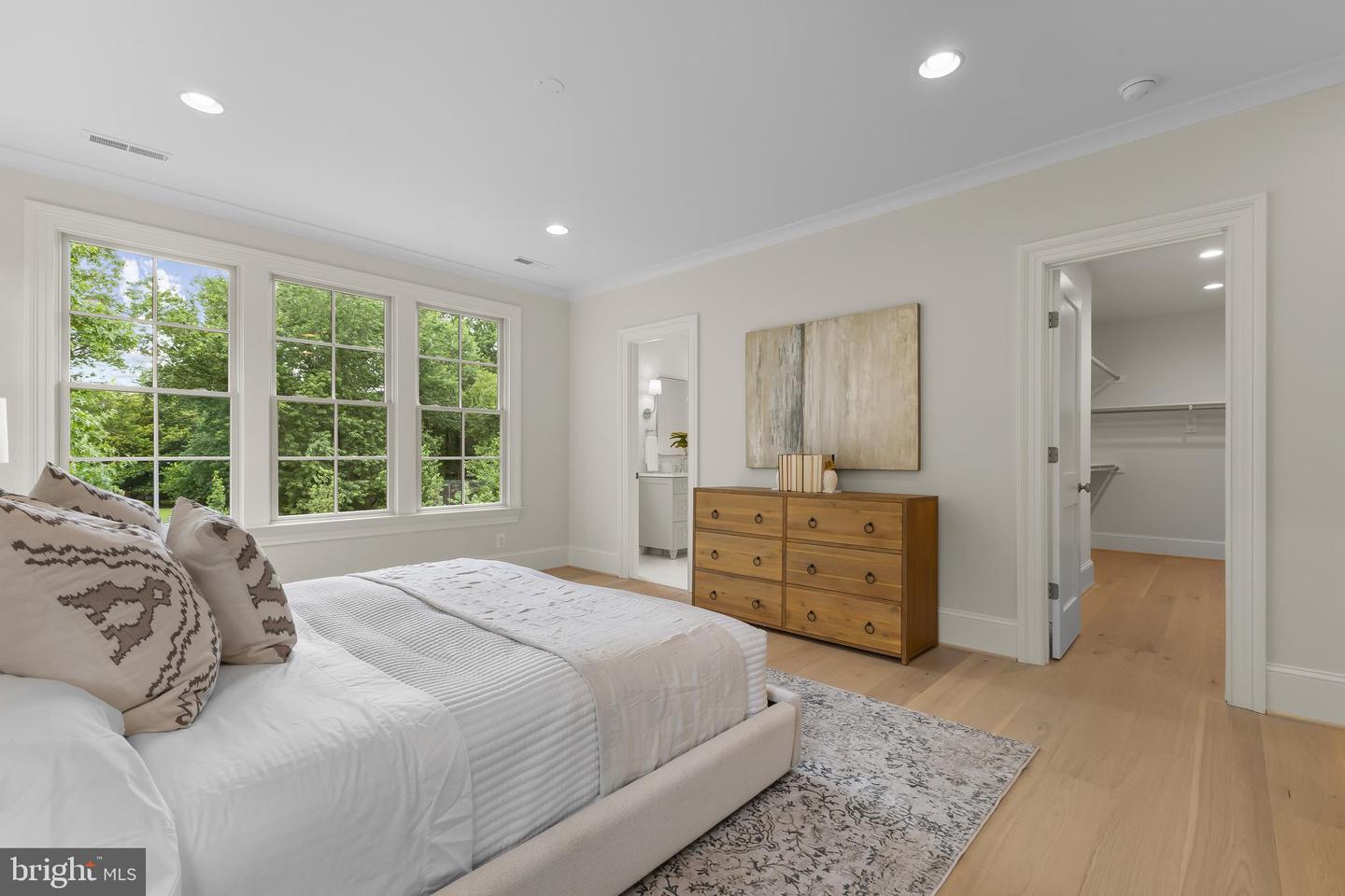 8628 PLYMOUTH RD, ALEXANDRIA, Virginia 22308, 6 Bedrooms Bedrooms, ,6 BathroomsBathrooms,Residential,For sale,8628 PLYMOUTH RD,VAFX2255488 MLS # VAFX2255488