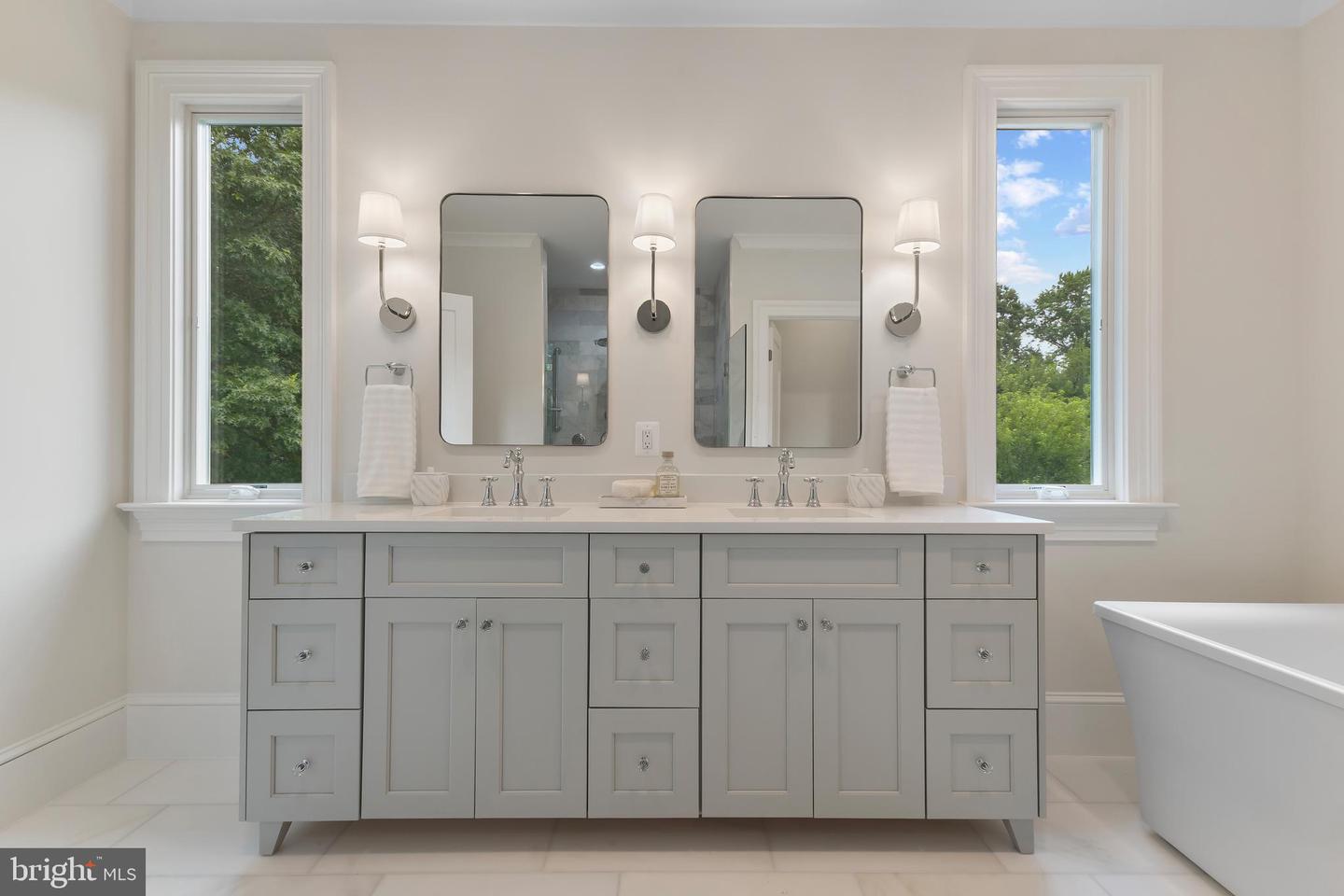 8628 PLYMOUTH RD, ALEXANDRIA, Virginia 22308, 6 Bedrooms Bedrooms, ,6 BathroomsBathrooms,Residential,For sale,8628 PLYMOUTH RD,VAFX2255488 MLS # VAFX2255488