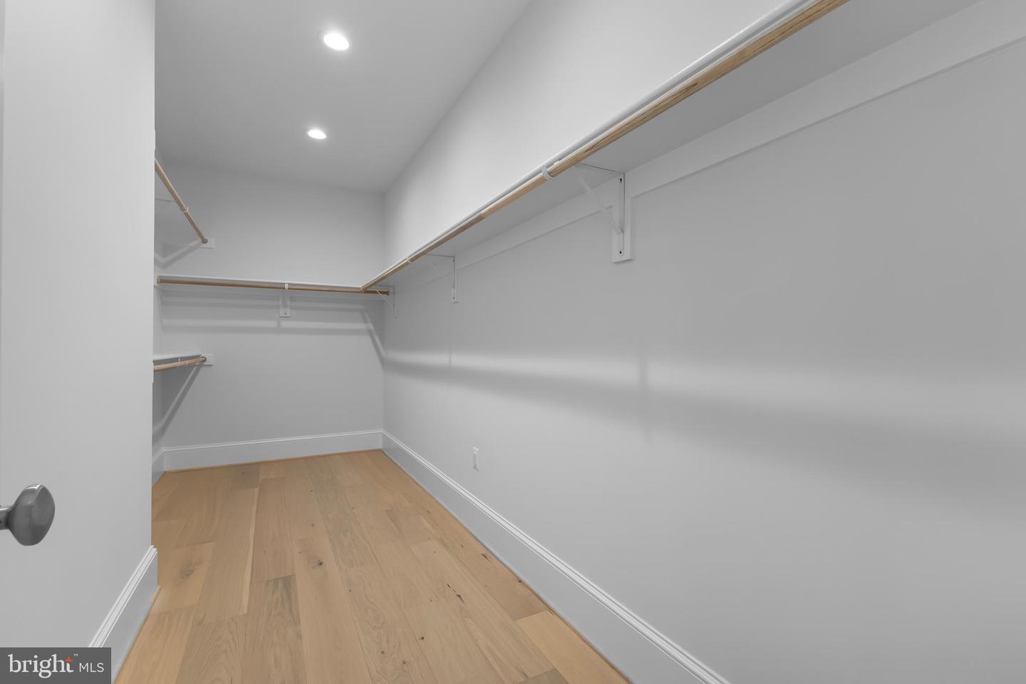 8628 PLYMOUTH RD, ALEXANDRIA, Virginia 22308, 6 Bedrooms Bedrooms, ,6 BathroomsBathrooms,Residential,For sale,8628 PLYMOUTH RD,VAFX2255488 MLS # VAFX2255488