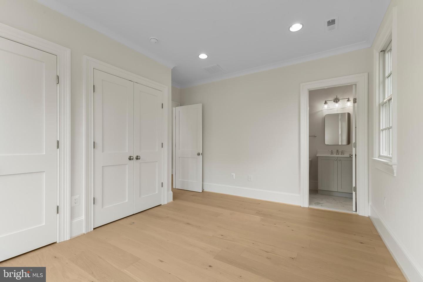 8628 PLYMOUTH RD, ALEXANDRIA, Virginia 22308, 6 Bedrooms Bedrooms, ,6 BathroomsBathrooms,Residential,For sale,8628 PLYMOUTH RD,VAFX2255488 MLS # VAFX2255488