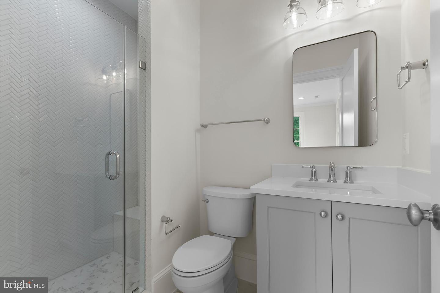 8628 PLYMOUTH RD, ALEXANDRIA, Virginia 22308, 6 Bedrooms Bedrooms, ,6 BathroomsBathrooms,Residential,For sale,8628 PLYMOUTH RD,VAFX2255488 MLS # VAFX2255488
