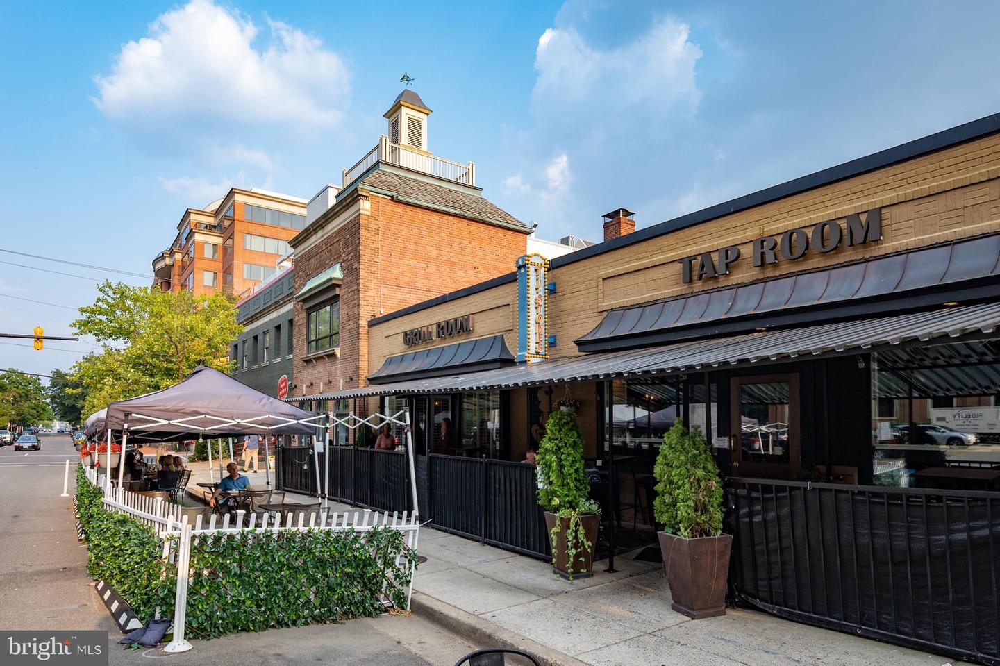 801 N FAIRFAX ST #314, ALEXANDRIA, Virginia 22314, 2 Bedrooms Bedrooms, 1 Room Rooms,2 BathroomsBathrooms,Residential,For sale,801 N FAIRFAX ST #314,VAAX2047492 MLS # VAAX2047492