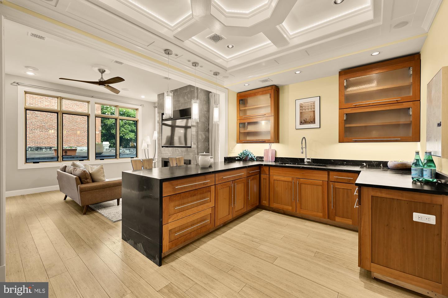 100 W ST NW, WASHINGTON, District Of Columbia 20001, 6 Bedrooms Bedrooms, ,4 BathroomsBathrooms,Residential,For sale,100 W ST NW,DCDC2210416 MLS # DCDC2210416