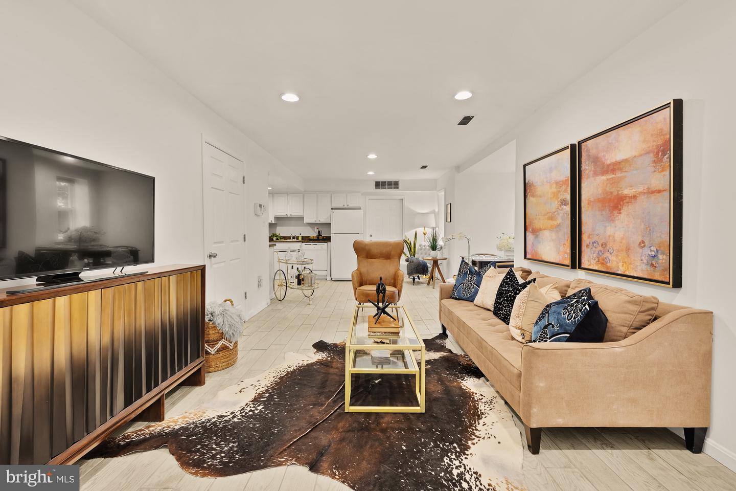 100 W ST NW, WASHINGTON, District Of Columbia 20001, 6 Bedrooms Bedrooms, ,4 BathroomsBathrooms,Residential,For sale,100 W ST NW,DCDC2210416 MLS # DCDC2210416