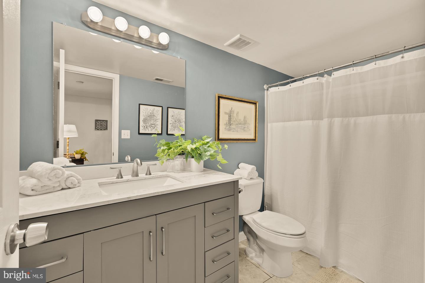 100 W ST NW, WASHINGTON, District Of Columbia 20001, 6 Bedrooms Bedrooms, ,4 BathroomsBathrooms,Residential,For sale,100 W ST NW,DCDC2210416 MLS # DCDC2210416