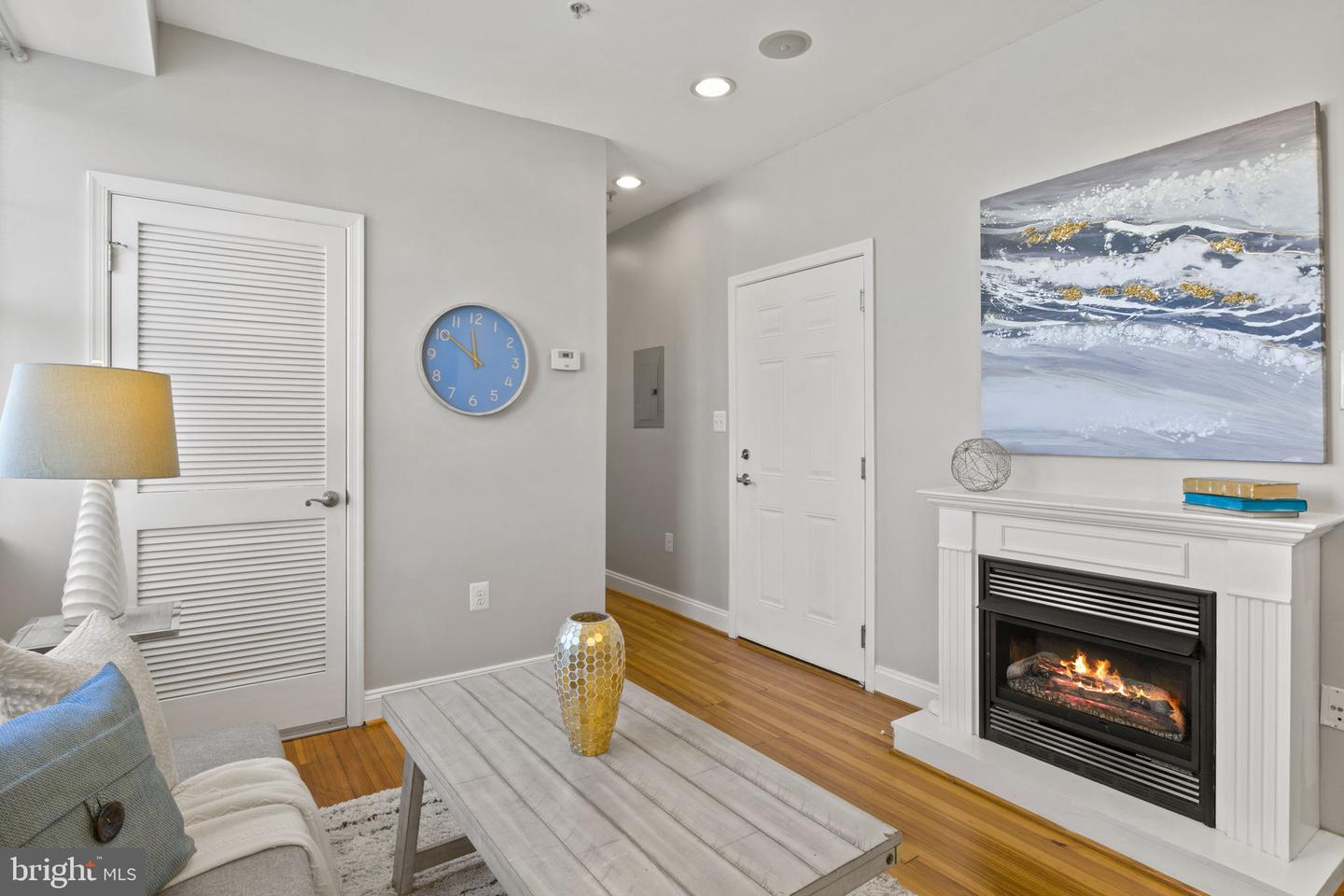 410 15TH ST NE #22, WASHINGTON, District Of Columbia 20002, 1 Bedroom Bedrooms, ,1 BathroomBathrooms,Residential,For sale,410 15TH ST NE #22,DCDC2210418 MLS # DCDC2210418