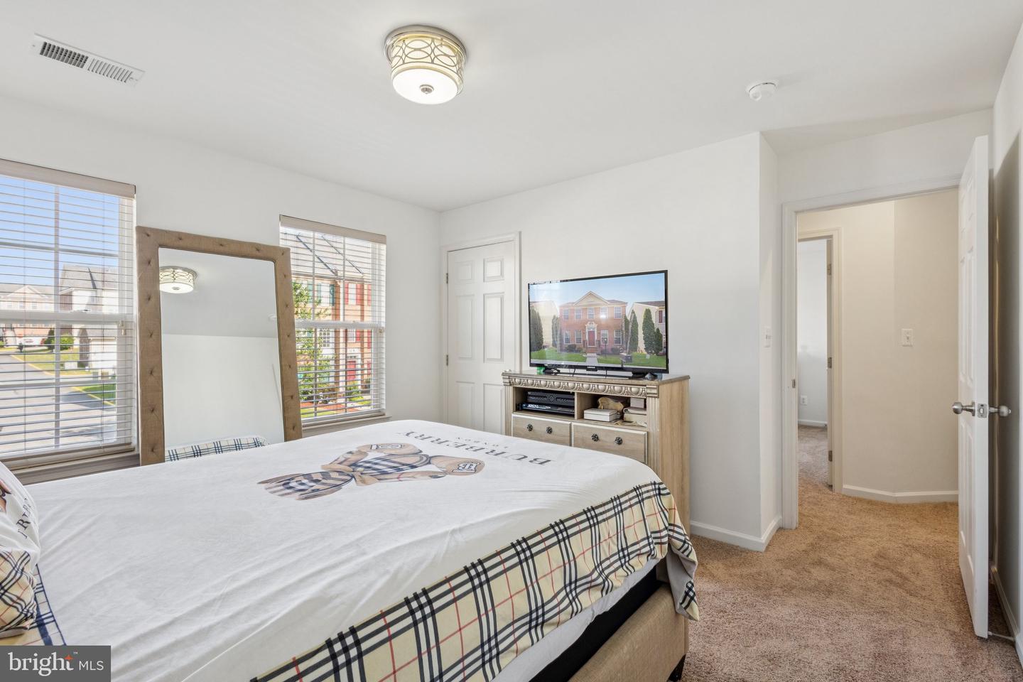 16311 CATENARY DR, WOODBRIDGE, Virginia 22191, 3 Bedrooms Bedrooms, ,2 BathroomsBathrooms,Residential,For sale,16311 CATENARY DR,VAPW2099272 MLS # VAPW2099272