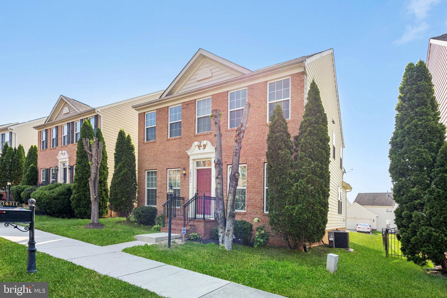 16311 CATENARY DR, WOODBRIDGE, Virginia 22191, 3 Bedrooms Bedrooms, ,2 BathroomsBathrooms,Residential,For sale,16311 CATENARY DR,VAPW2099272 MLS # VAPW2099272