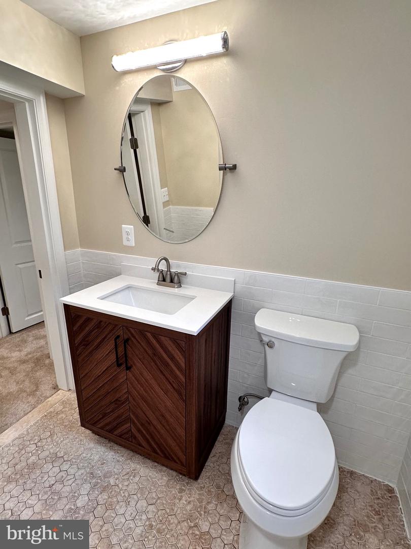 6727 W WAKEFIELD DR #J, ALEXANDRIA, Virginia 22307, 2 Bedrooms Bedrooms, ,1 BathroomBathrooms,Residential,For sale,6727 W WAKEFIELD DR #J,VAFX2255616 MLS # VAFX2255616