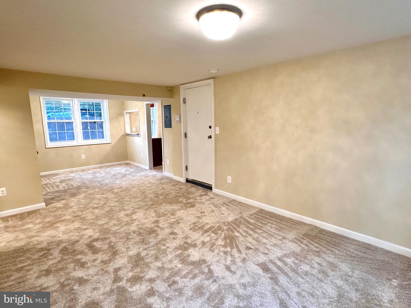 6727 W WAKEFIELD DR #J, ALEXANDRIA, Virginia 22307, 2 Bedrooms Bedrooms, ,1 BathroomBathrooms,Residential,For sale,6727 W WAKEFIELD DR #J,VAFX2255616 MLS # VAFX2255616