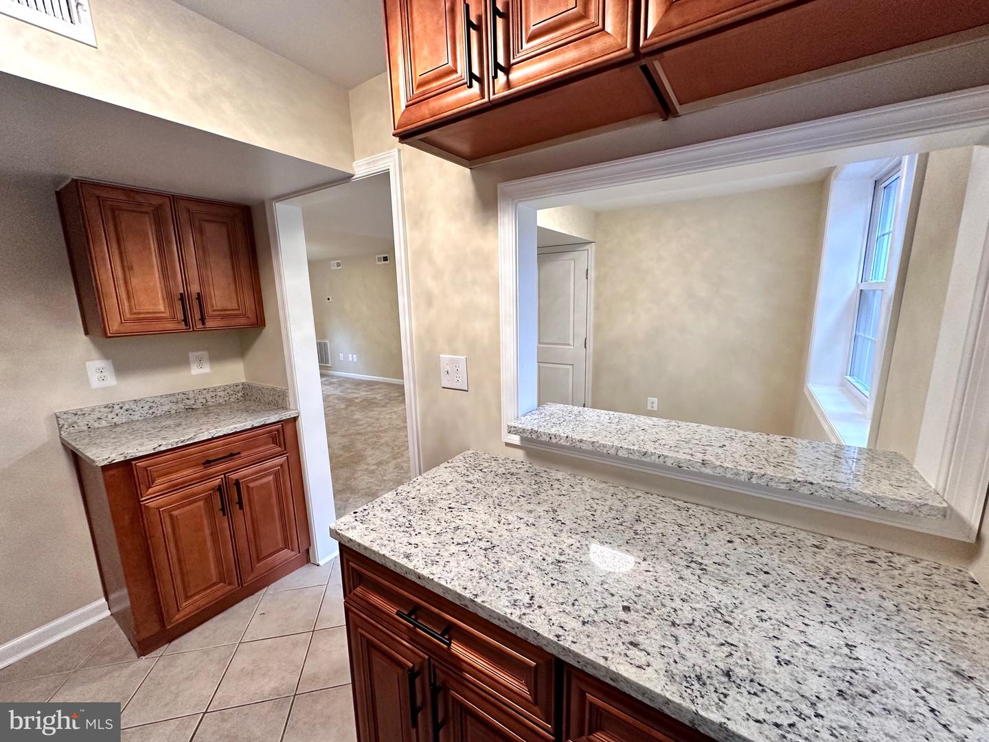 6727 W WAKEFIELD DR #J, ALEXANDRIA, Virginia 22307, 2 Bedrooms Bedrooms, ,1 BathroomBathrooms,Residential,For sale,6727 W WAKEFIELD DR #J,VAFX2255616 MLS # VAFX2255616