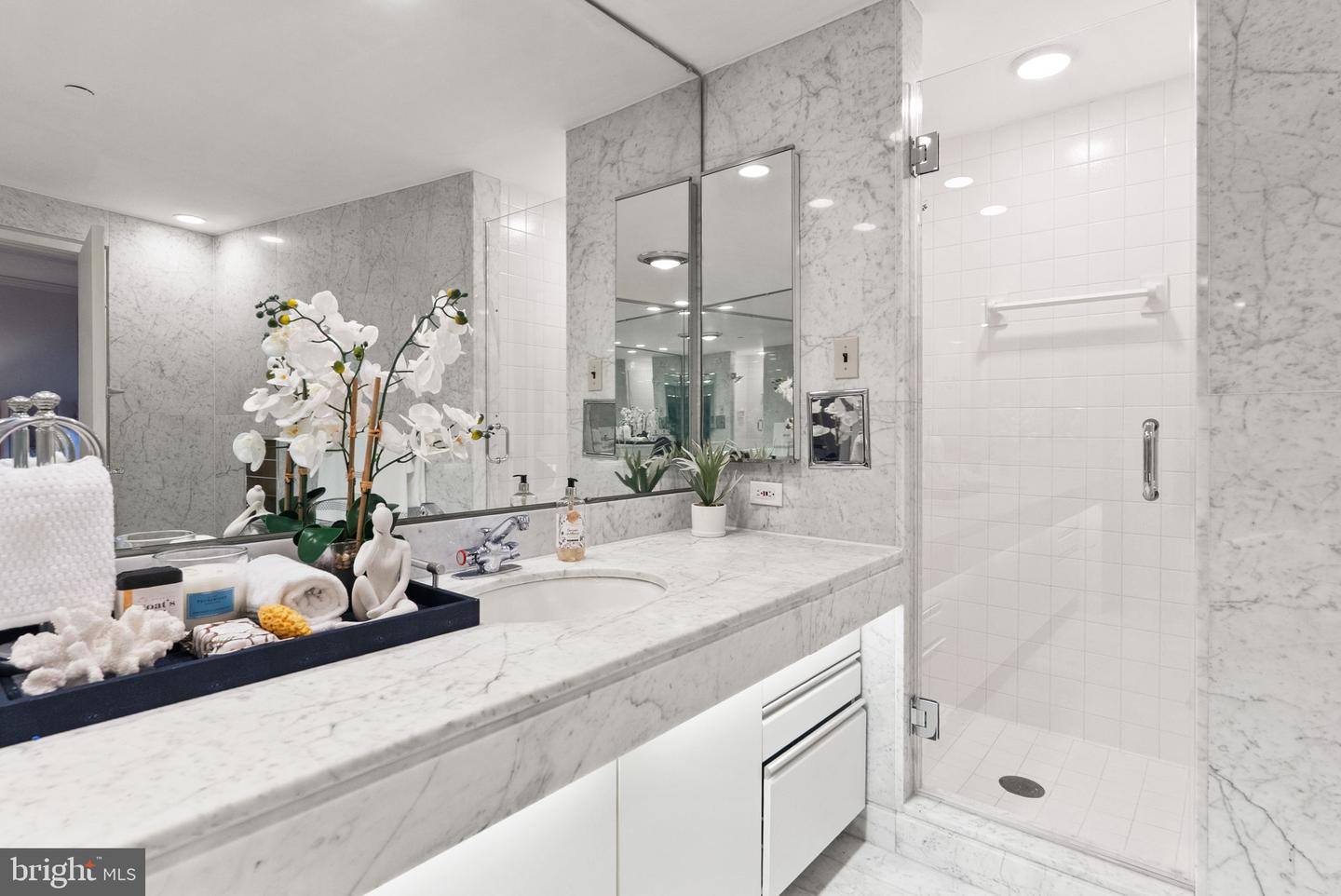 1300 CRYSTAL DR #1102S, ARLINGTON, Virginia 22202, 3 Bedrooms Bedrooms, ,2 BathroomsBathrooms,Residential,For sale,1300 CRYSTAL DR #1102S,VAAR2060830 MLS # VAAR2060830