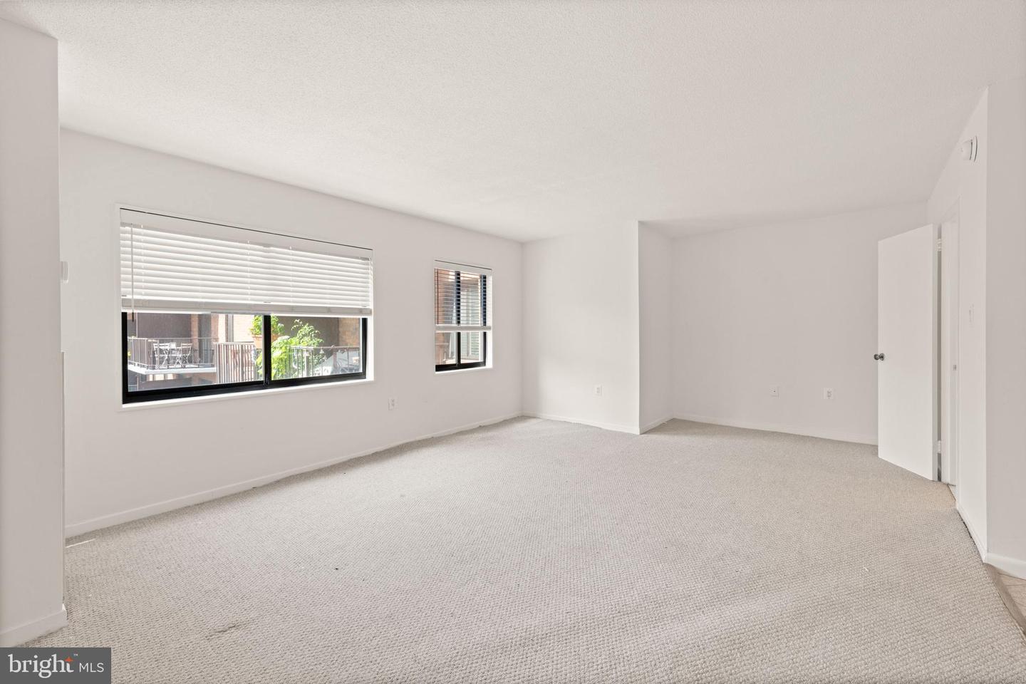 1718 P ST NW #601, WASHINGTON, District Of Columbia 20036, ,1 BathroomBathrooms,Residential,For sale,1718 P ST NW #601,DCDC2210490 MLS # DCDC2210490