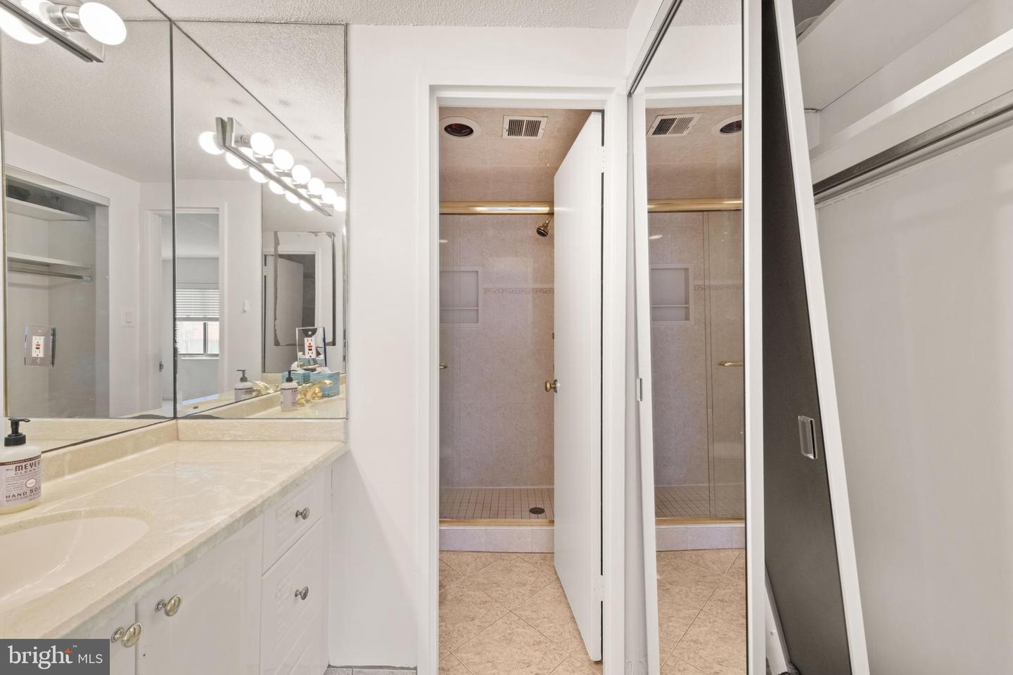 1718 P ST NW #601, WASHINGTON, District Of Columbia 20036, ,1 BathroomBathrooms,Residential,For sale,1718 P ST NW #601,DCDC2210490 MLS # DCDC2210490