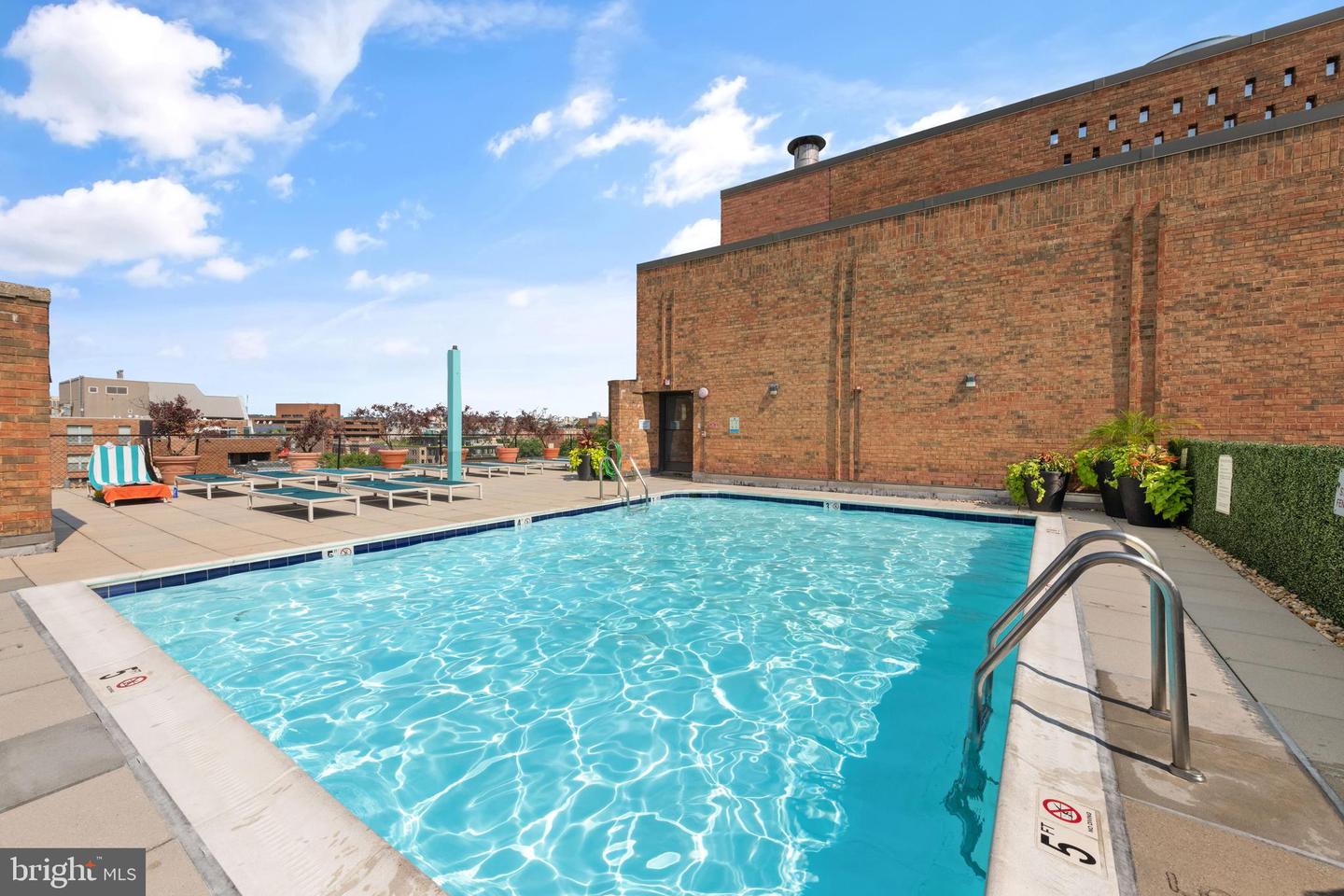 1718 P ST NW #601, WASHINGTON, District Of Columbia 20036, ,1 BathroomBathrooms,Residential,For sale,1718 P ST NW #601,DCDC2210490 MLS # DCDC2210490