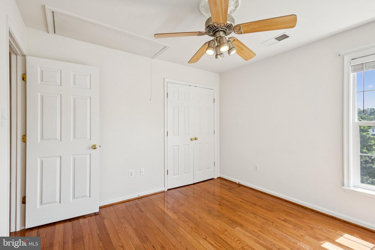 44217 NAVAJO DR, ASHBURN, Virginia 20147, 5 Bedrooms Bedrooms, ,3 BathroomsBathrooms,Residential,For sale,44217 NAVAJO DR,VALO2102252 MLS # VALO2102252