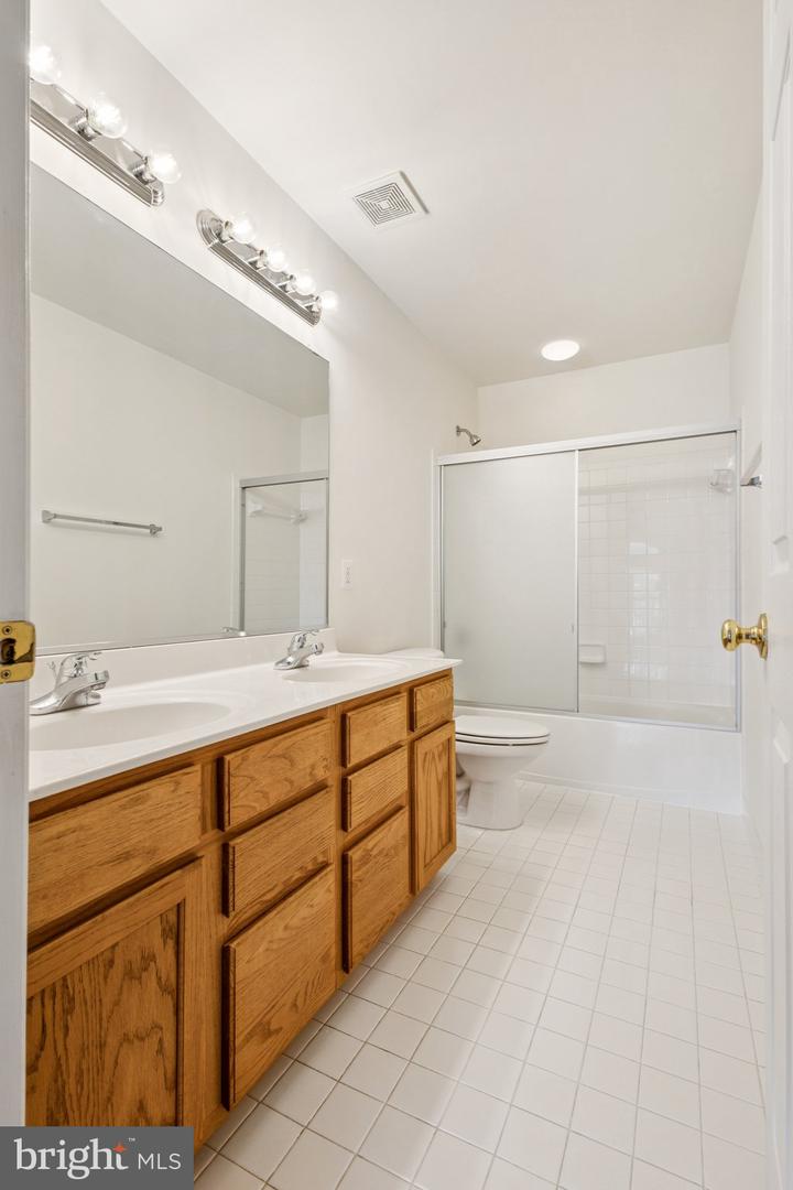 44217 NAVAJO DR, ASHBURN, Virginia 20147, 5 Bedrooms Bedrooms, ,3 BathroomsBathrooms,Residential,For sale,44217 NAVAJO DR,VALO2102252 MLS # VALO2102252