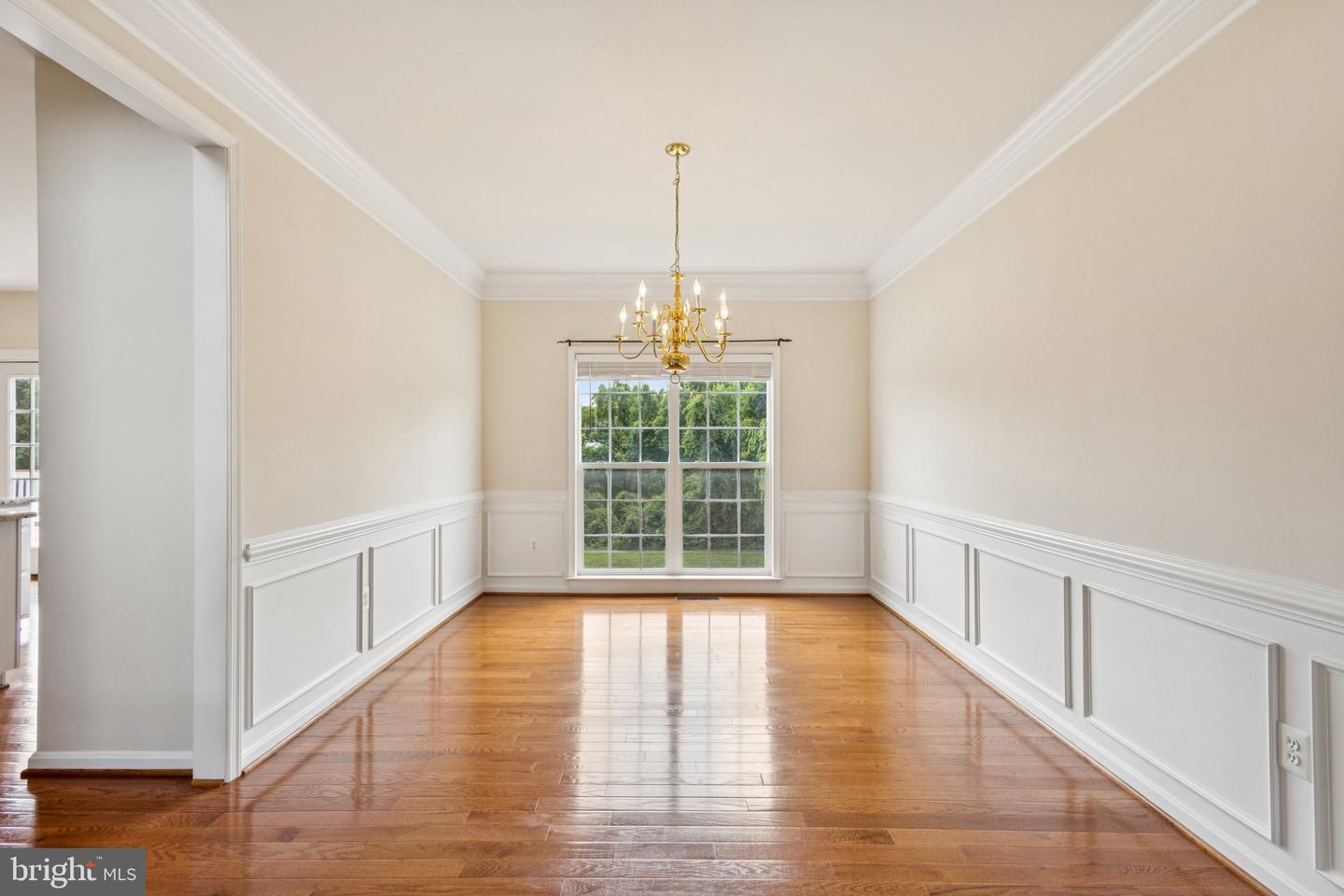 44217 NAVAJO DR, ASHBURN, Virginia 20147, 5 Bedrooms Bedrooms, ,3 BathroomsBathrooms,Residential,For sale,44217 NAVAJO DR,VALO2102252 MLS # VALO2102252