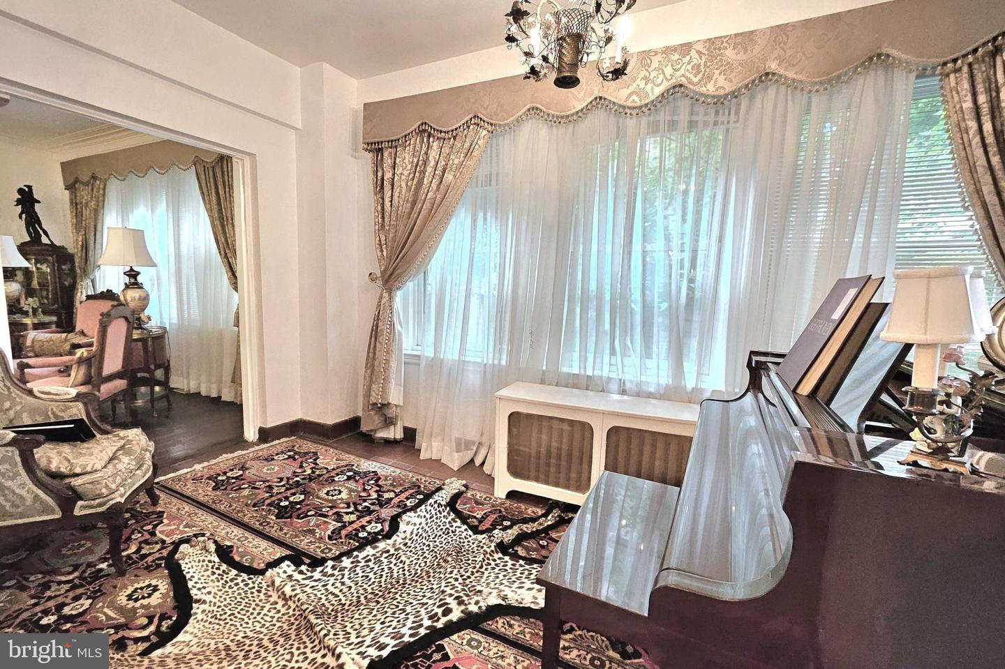 2101 CONNECTICUT AVE NW #6, WASHINGTON, District Of Columbia 20008, 4 Bedrooms Bedrooms, ,3 BathroomsBathrooms,Residential,For sale,2101 CONNECTICUT AVE NW #6,DCDC2210494 MLS # DCDC2210494