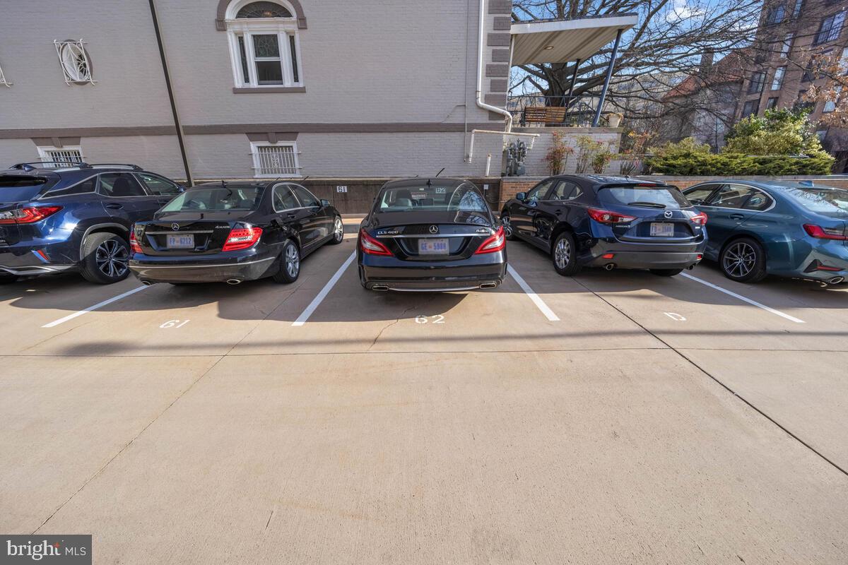 2101 CONNECTICUT AVE NW #6, WASHINGTON, District Of Columbia 20008, 4 Bedrooms Bedrooms, ,3 BathroomsBathrooms,Residential,For sale,2101 CONNECTICUT AVE NW #6,DCDC2210494 MLS # DCDC2210494