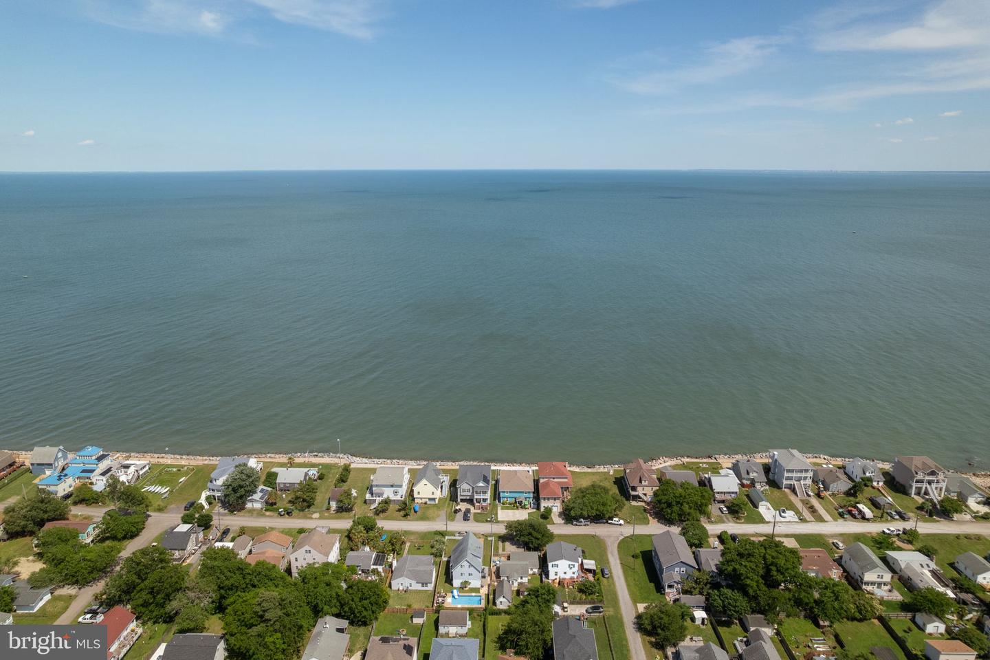 106 LIGHTHOUSE DR, HAMPTON, Virginia 23664, 6 Bedrooms Bedrooms, ,3 BathroomsBathrooms,Residential,For sale,106 LIGHTHOUSE DR,VAHM2000100 MLS # VAHM2000100
